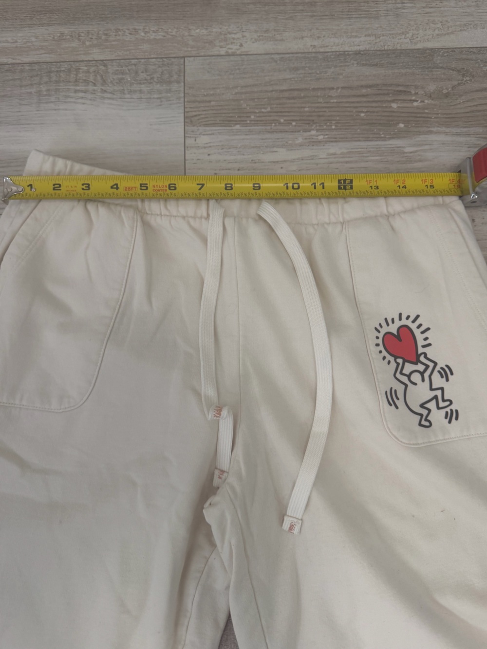 Keith Haring LOVE Cream Sweatshirt Jogger Set M EUC Lounge Co-Ord - Picture 9 of 10